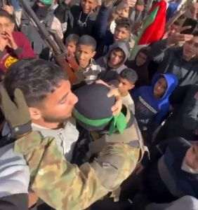 Hamas a predat Israelului corpurile a patru ostatici, printre care un student nepalez răpit în 2023